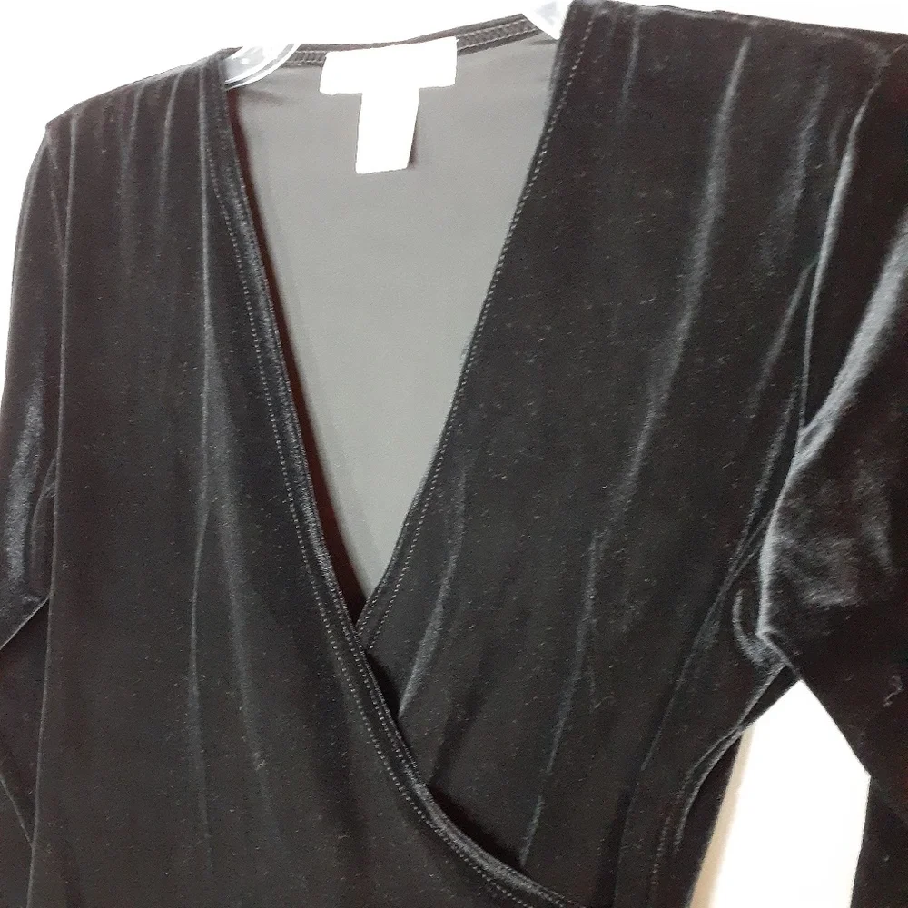 Casual Corner Black Velvet Formal Blouse - Picture 2 of 7